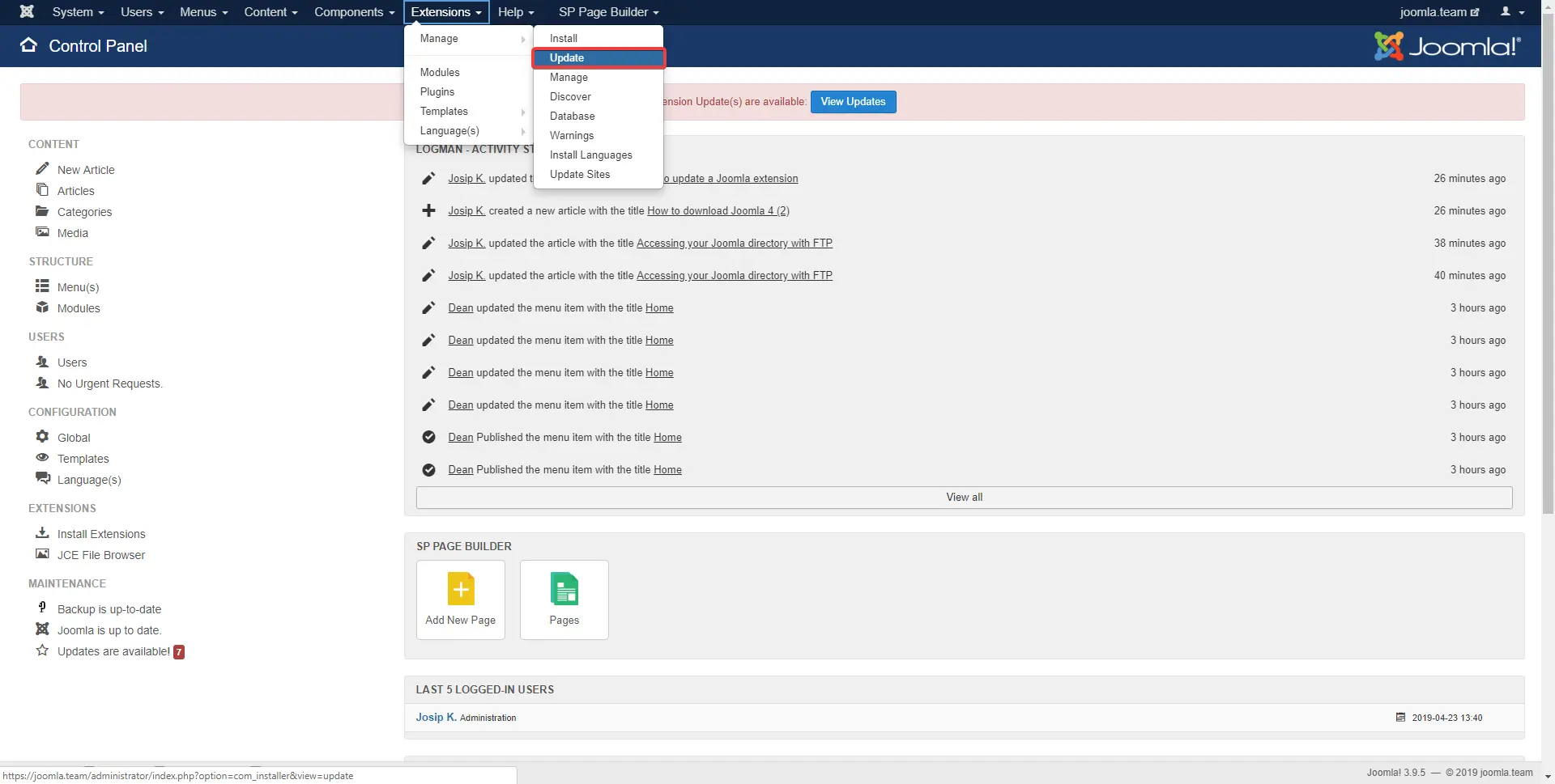 Das Bild zeigt, wo man auf die Registerkarte "Joomla-Erweiterung aktualisieren" zugreifen kann.